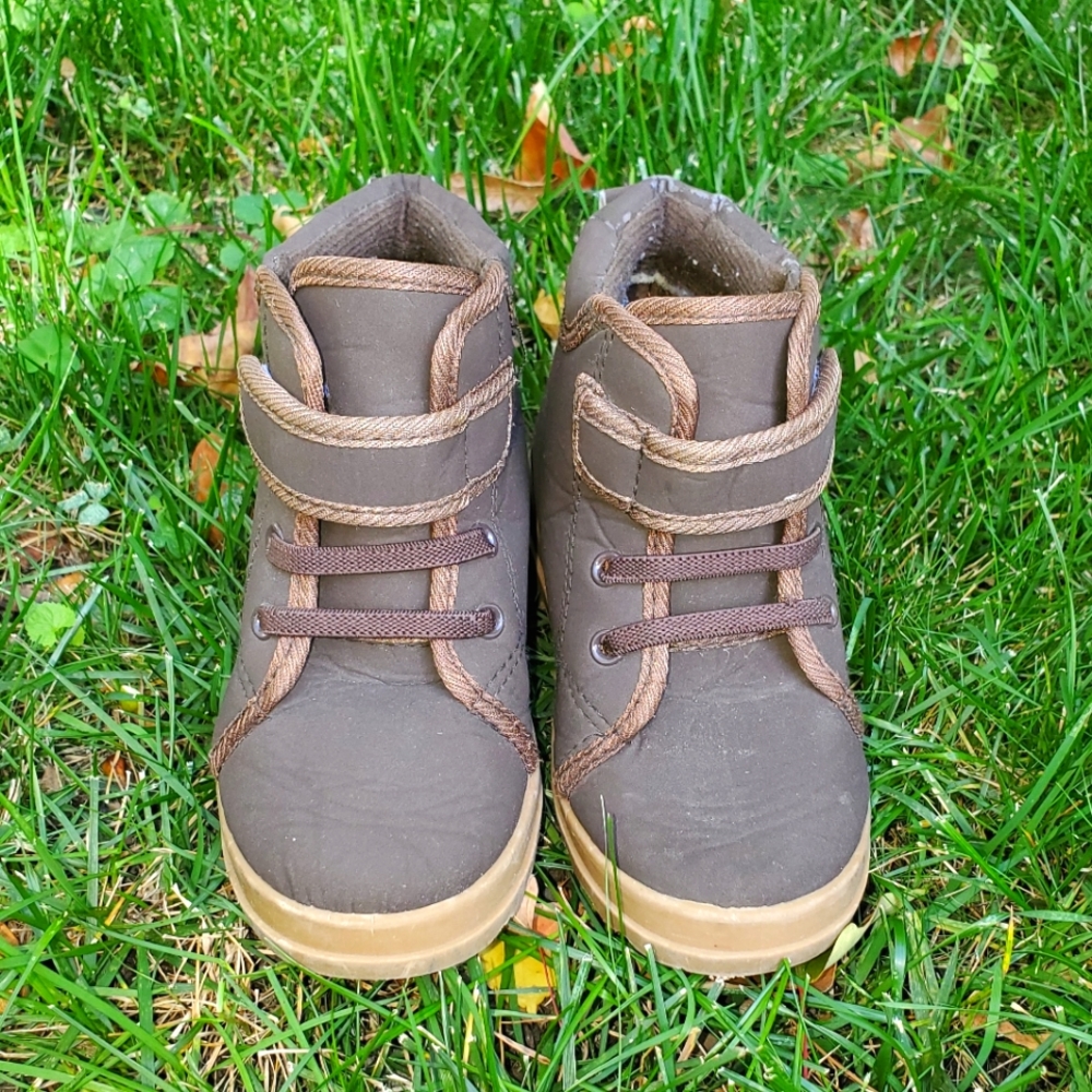 Infant/Toddler Velcro Boots